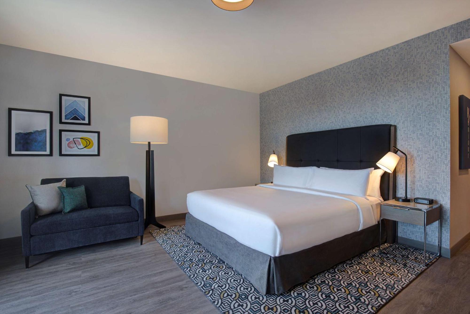 Homewood Suites By Hilton Montreal Downtown Екстер'єр фото