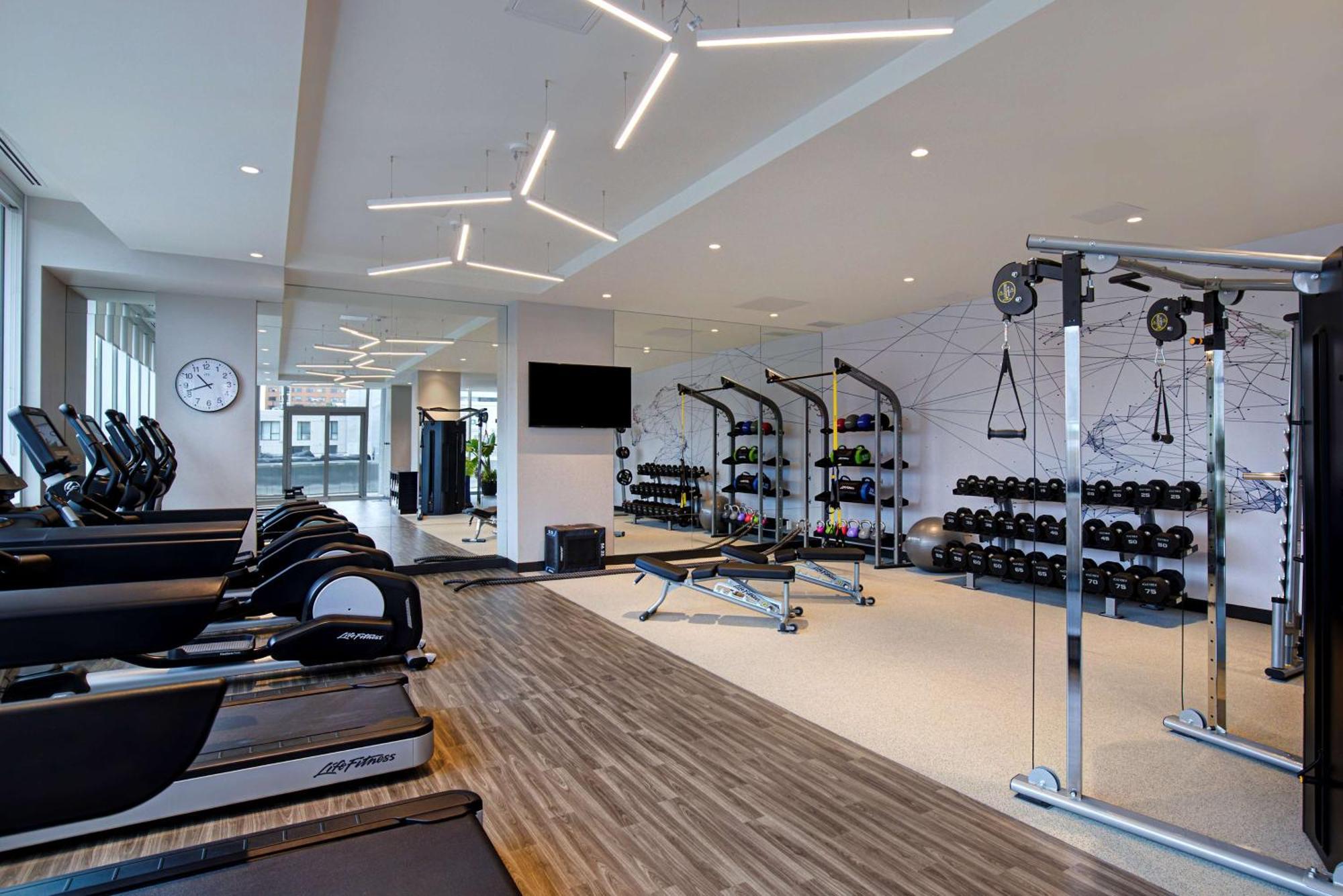 Homewood Suites By Hilton Montreal Downtown Екстер'єр фото